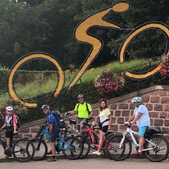 In Obernai angekommen - Tue de Montagne. Warum die wohl so heißt? Und das knapp 10 km vor Ende der Etappe... 



